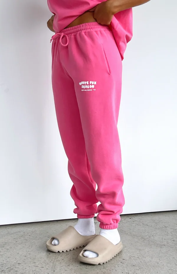 The Main Season Sweatpants Hot Pink